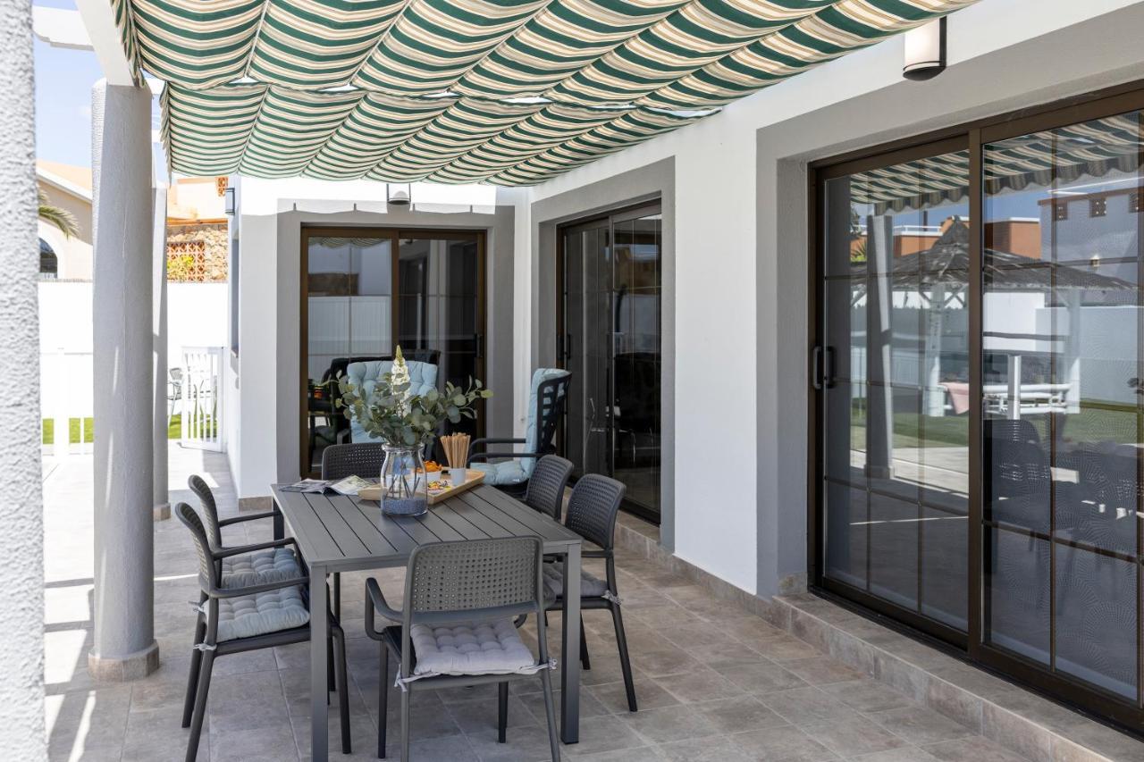 Ideal For Family Holidays, Near Beach And Golf- Casa James La Guirra Exterior foto